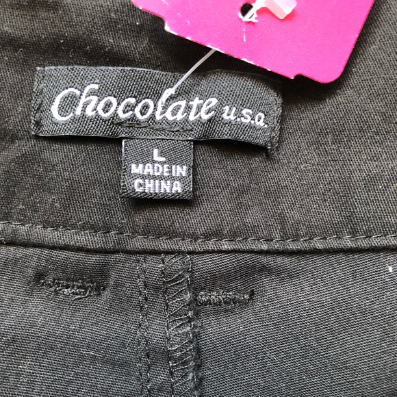 Black shorts Size Large - Picture 4 of 5